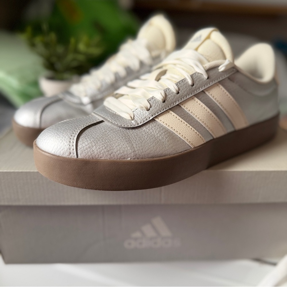 Adidas VL Court 3.0 Women's Shoes - Metallic Silver and White NEW in Box Size 8 - Picture 9 of 14